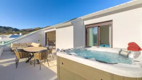 Buy penthouse in El Higueron with 2 bedrooms