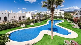 Se vende atico duplex en Estepona