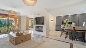 Semi detached villa for sale in Marbella - Puerto Banus with 5 bedrooms