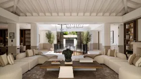 For sale 6 bedrooms villa in Nueva Andalucia