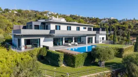 For sale villa in Los Altos de los Monteros