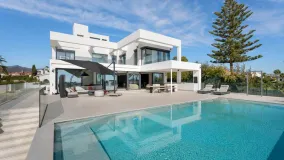 Villa in Paraiso Alto for sale