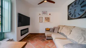 For sale 4 bedrooms town house in Estepona Old Town