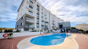 Penthouse for sale in La Duquesa with 2 bedrooms