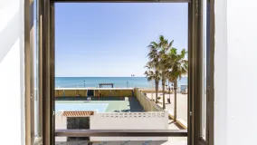 For sale Sabinillas apartment with 4 bedrooms