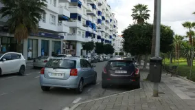 Commercial premises in Nueva Andalucia for sale