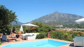 For sale Nueva Andalucia villa with 6 bedrooms