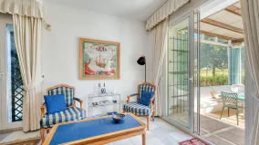 Villa con 4 dormitorios en venta en Nueva Andalucia