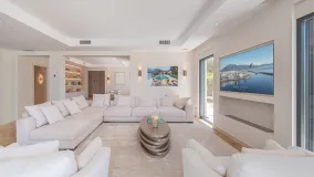 For sale 5 bedrooms villa in Artola