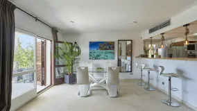 For sale Marbelah Pueblo town house with 4 bedrooms