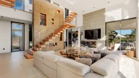 Se vende villa de 6 dormitorios en Marbella Golden Mile