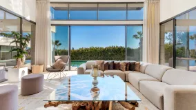 Se vende villa de 6 dormitorios en Marbella Golden Mile