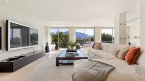 Villa con 7 dormitorios en venta en Las Brisas