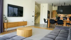 Pareado con 5 dormitorios en venta en La Alqueria