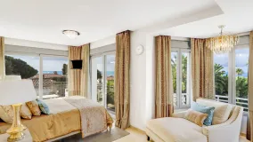 Villa for sale in Costabella with 5 bedrooms