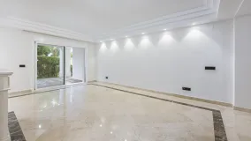 Ground floor apartment for sale in Montebello Hills