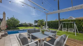 4 bedrooms villa for sale in Carretera de Istan