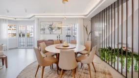 Atico duplex con 5 dormitorios en venta en Las Lolas