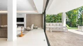 Villa en venta en La Quinta con 5 dormitorios