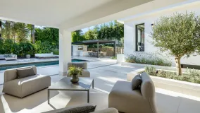 Villa en venta de 5 dormitorios en Las Brisas