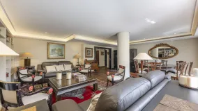 Apartamento de 4 dormitorios en venta en Cipreses del Mar