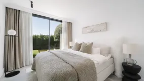 Villa en venta en Nueva Andalucia