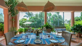 5 bedrooms villa for sale in Altos de Puente Romano