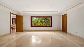 Comprar villa en Altos Reales con 4 dormitorios