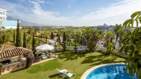 Villa a la venta de 6 dormitorios en Paraiso Alto