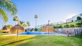 Se vende apartamento planta baja en Azahara I