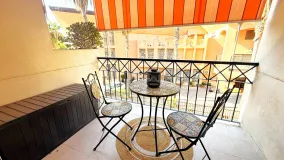 For sale duplex penthouse with 3 bedrooms in Estepona Town