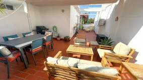 For sale duplex penthouse with 3 bedrooms in Estepona Town