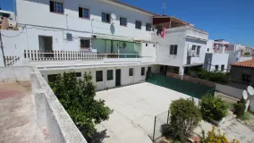 Edificio en venta en Guadiaro