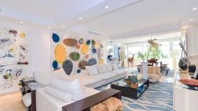 Comprar apartamento con 3 dormitorios en Costalita