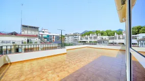 Penthouse for sale in Marbella City with 2 bedrooms