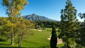 Se vende villa en Aloha con 5 dormitorios