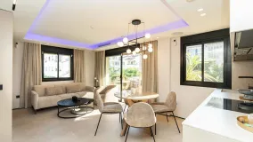 For sale apartment with 2 bedrooms in Nueva Andalucia