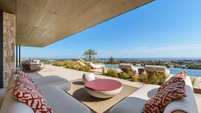 Se vende villa de 8 dormitorios en El Herrojo