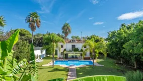 Se vende villa en Guadalmina Baja