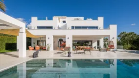 5 bedrooms Las Chapas villa for sale