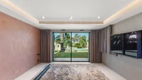 For sale villa with 8 bedrooms in Rio Real