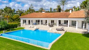 For sale villa in Hacienda las Chapas with 4 bedrooms