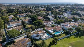 Villa en venta en Guadalmina Alta