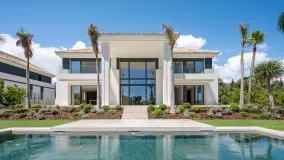 For sale villa in Rocio de Nagüeles with 6 bedrooms