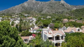 6 bedrooms Balcones de Sierra Blanca villa for sale