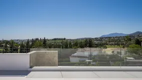 For sale villa with 5 bedrooms in Los Naranjos