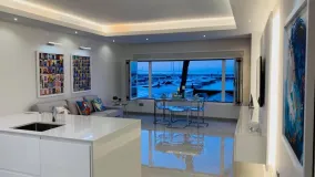 2 bedrooms apartment in Marbella - Puerto Banus for sale