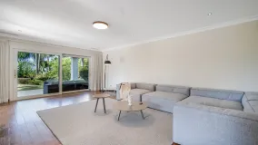 Comprar villa en Lomas de Magna Marbella de 5 dormitorios