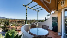 Comprar apartamento en Señorio de Aloha de 2 dormitorios