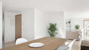 3 bedrooms penthouse in Estepona Town for sale